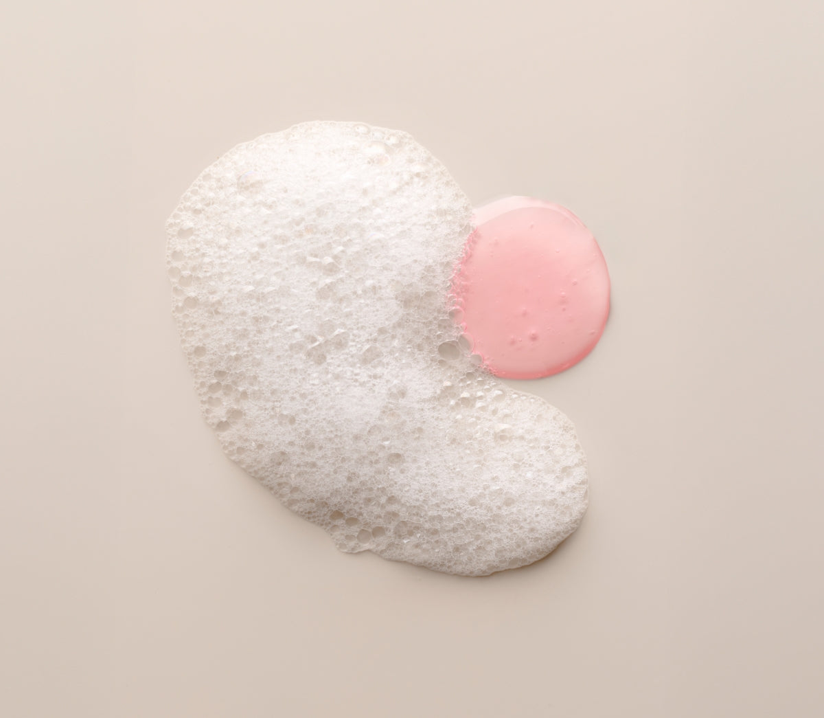 tara_pdp_strawberry_shampoo_ar_2.jpg